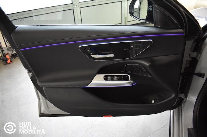 MERCEDES-BENZ E 220 d Mild hybrid S.W. AMG Line Advanced